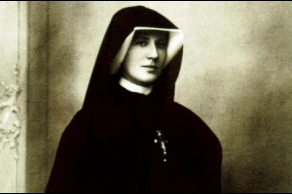 st faustina quotes on mother mary